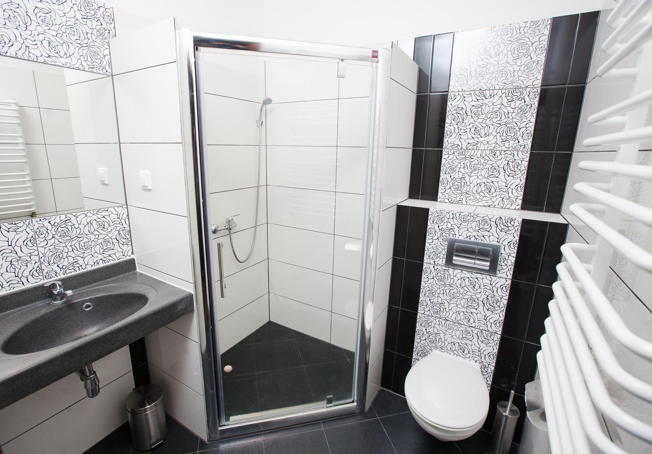 Palac Nad Jeziorem Bed and breakfast 3*